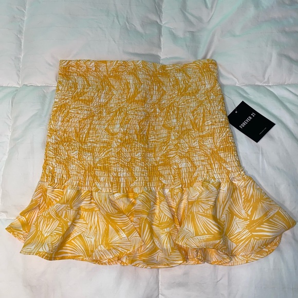 Forever 21 Dresses & Skirts - Smocked Tropical Skirt